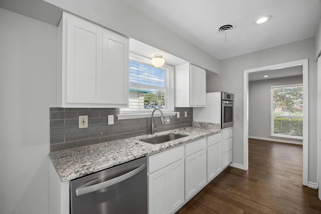 Photo of 1239 Evergreen Drive