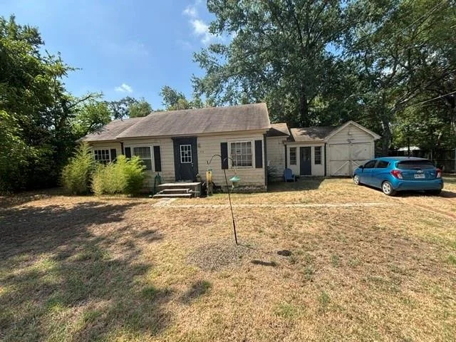 Photo of 175 W Goshen Street