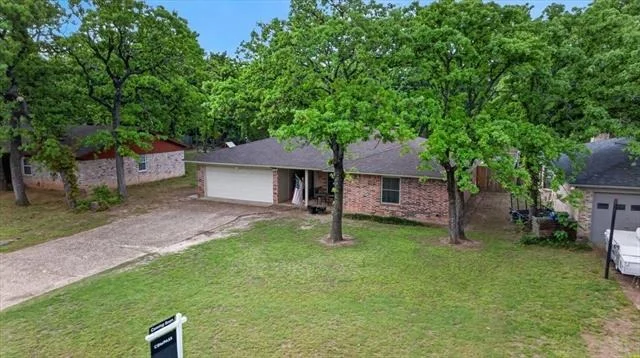 Photo of 405 Pecan Street