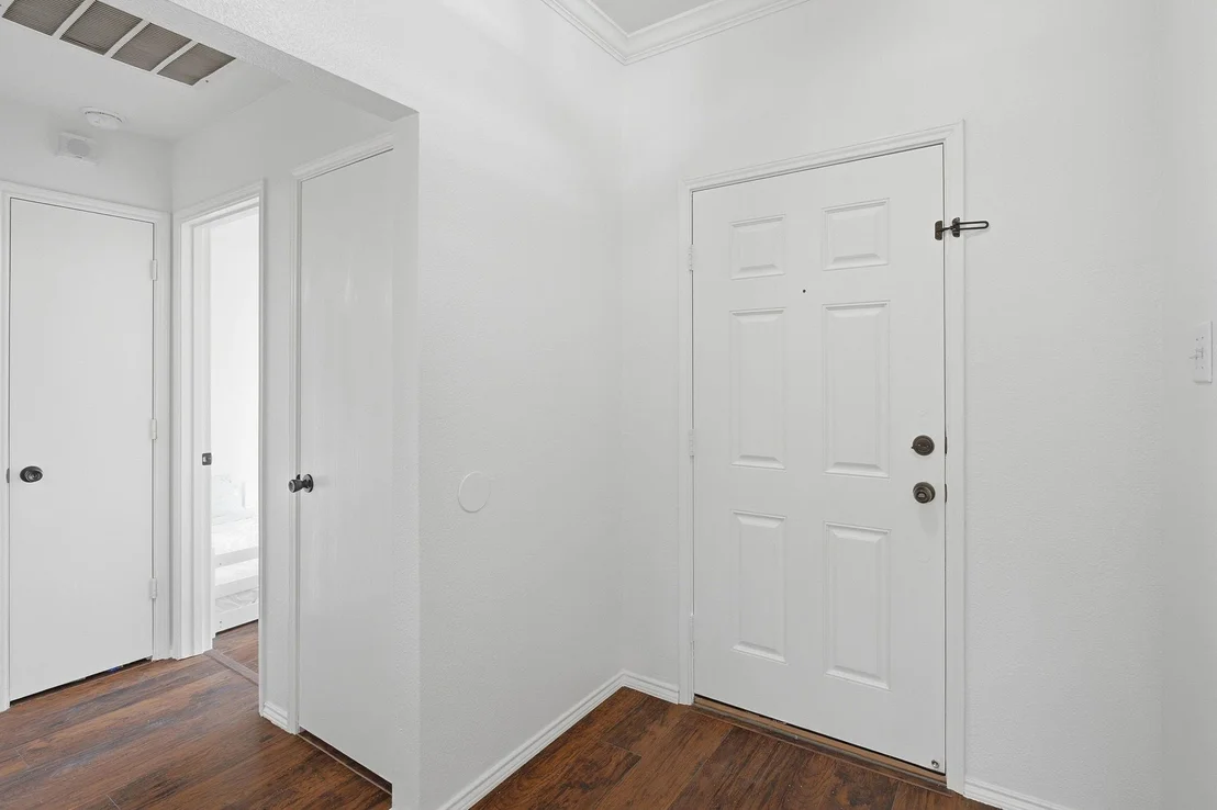 Photo of 412 Harvard Drive