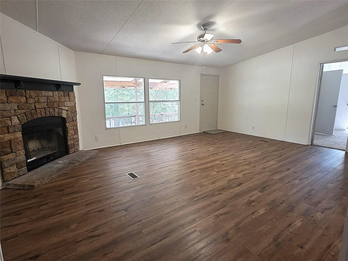 Photo of 942 Balmorea Drive