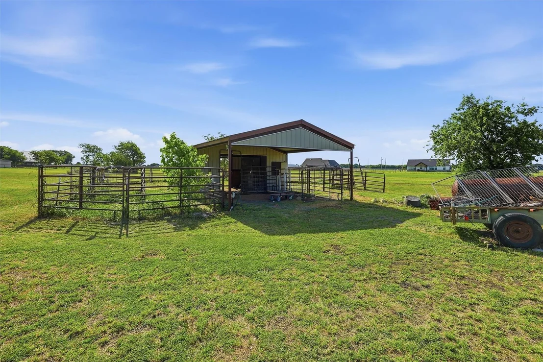 Photo of 12341 S Highway 77