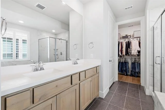 Photo of 8128 Legacy Trail