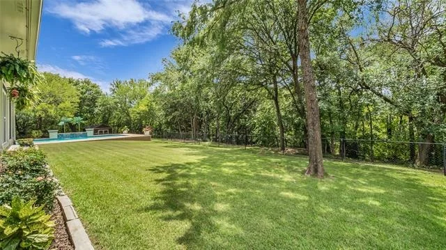 Photo of 2506 Oakbrook Circle