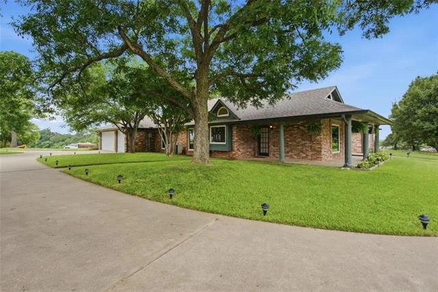 Photo of 152 Fox Road