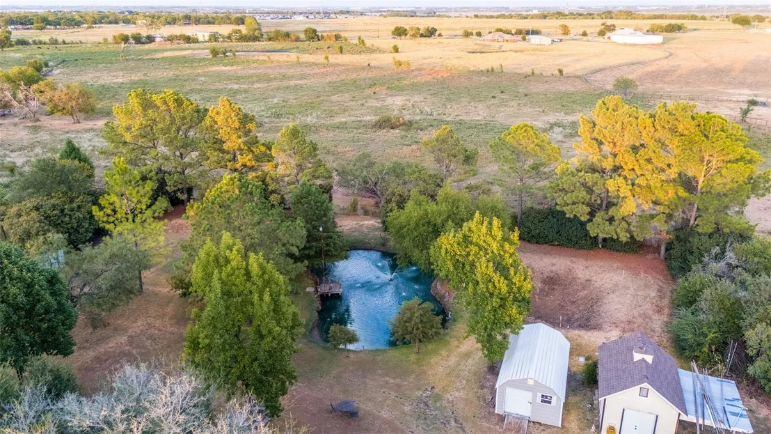 Photo of 611 Combine Road