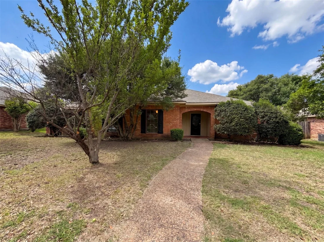 Photo of 1604 Danube Lane