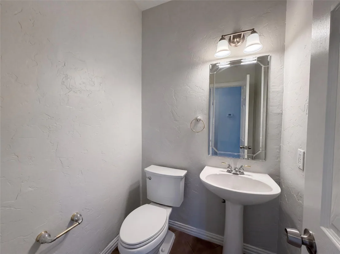 Photo of 2211 Dana Drive