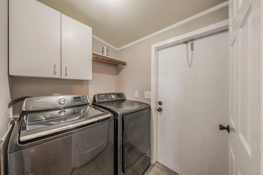 Photo of 18035 Brookfield Drive