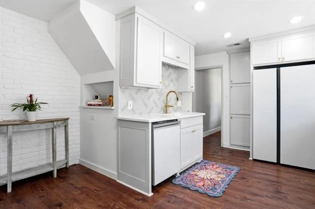 Photo of 4213 Winding Way