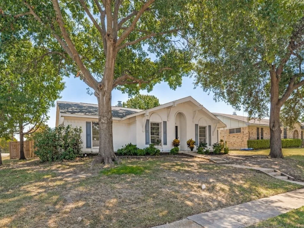 Photo of 2600 Montclair Lane