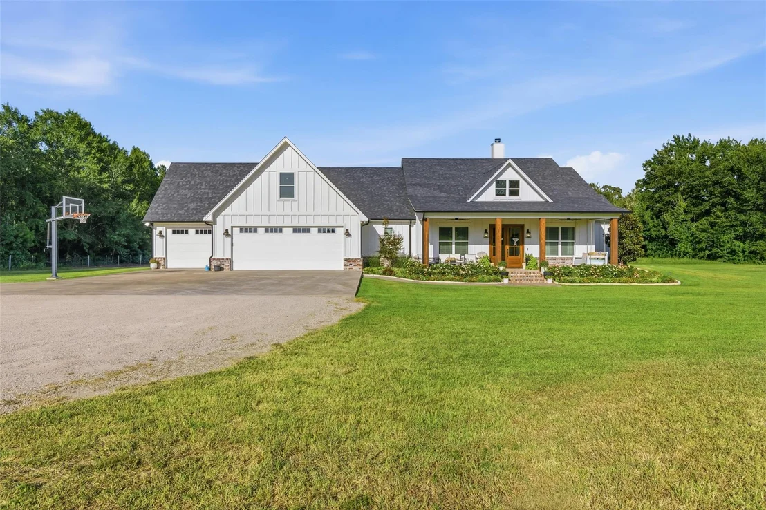 Photo of 317 Private Road 4351