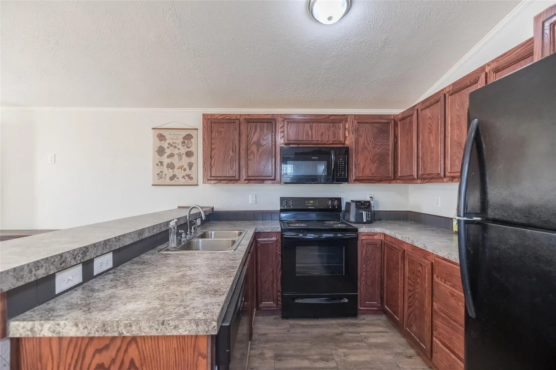 Photo of 6370 County Road 107