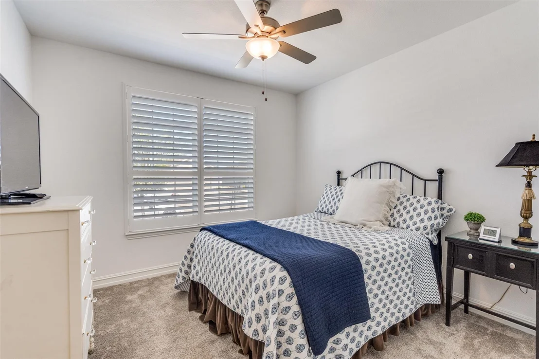 Photo of 424 Long Pines Drive