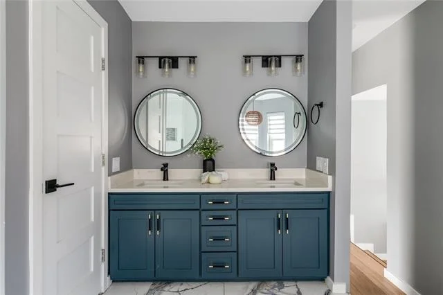 Photo of 9 Avenue Twenty