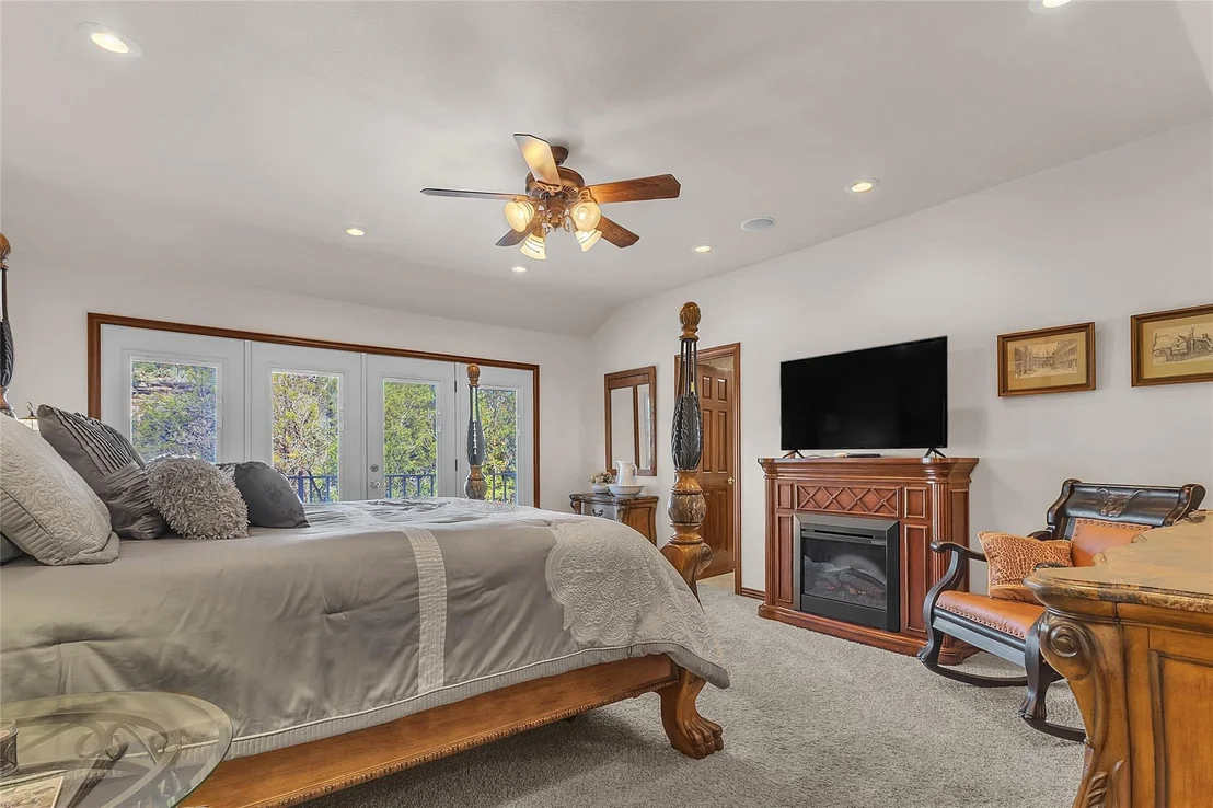 Photo of 2024 Bluff Creek Drive