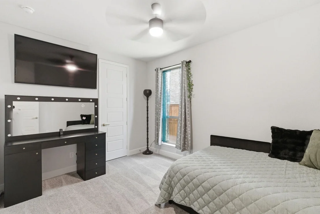 Photo of 915 Winter Cherry Lane