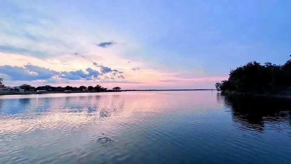 Photo of 615 Waterfront Row