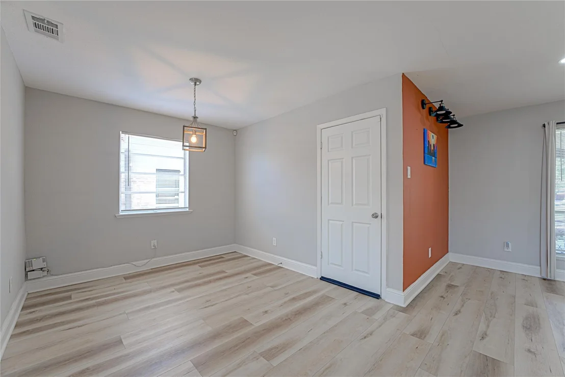 Photo of 3217 Centennial Drive