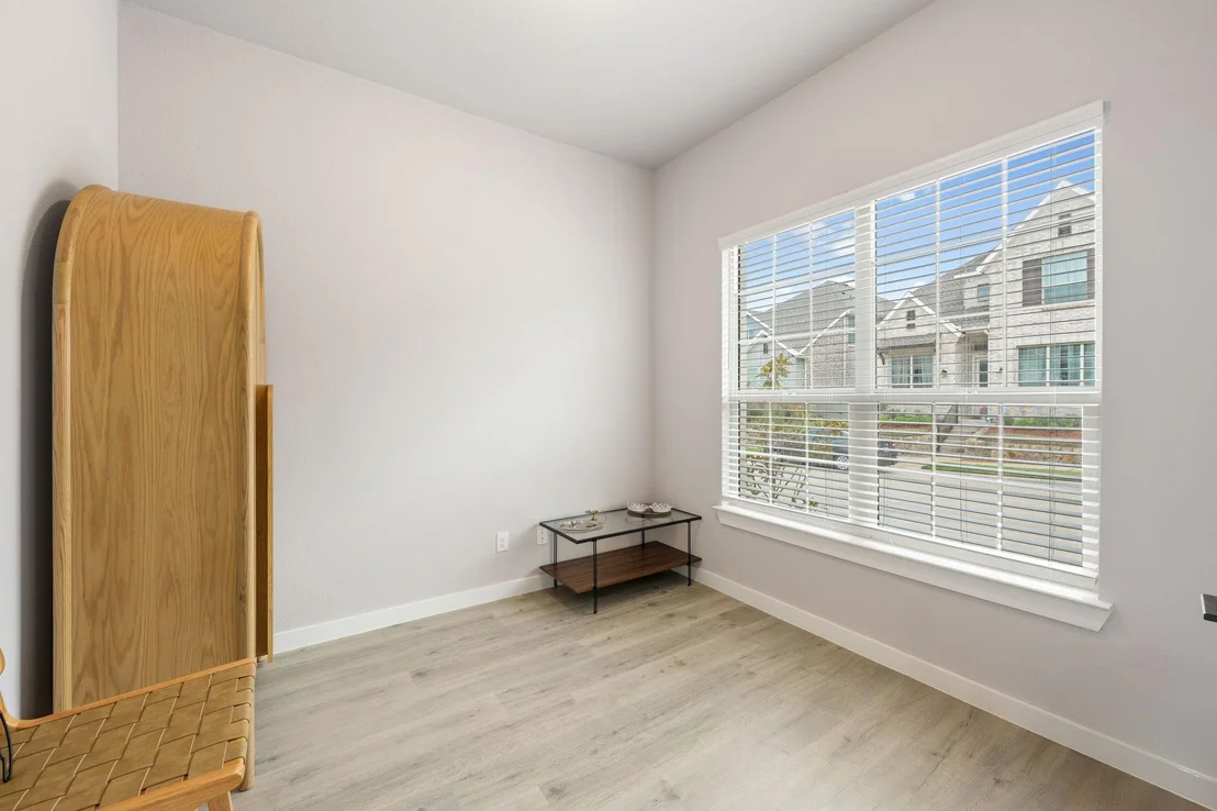 Photo of 3321 Scotsman Road