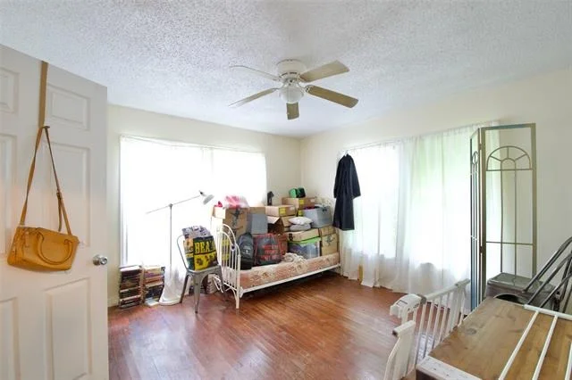 Photo of 2224 Live Oak Avenue