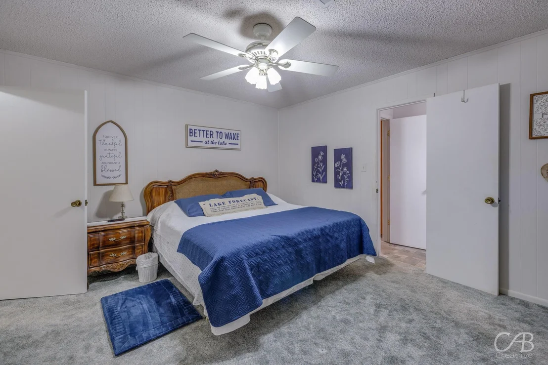 Photo of 155 Lakeview Drive