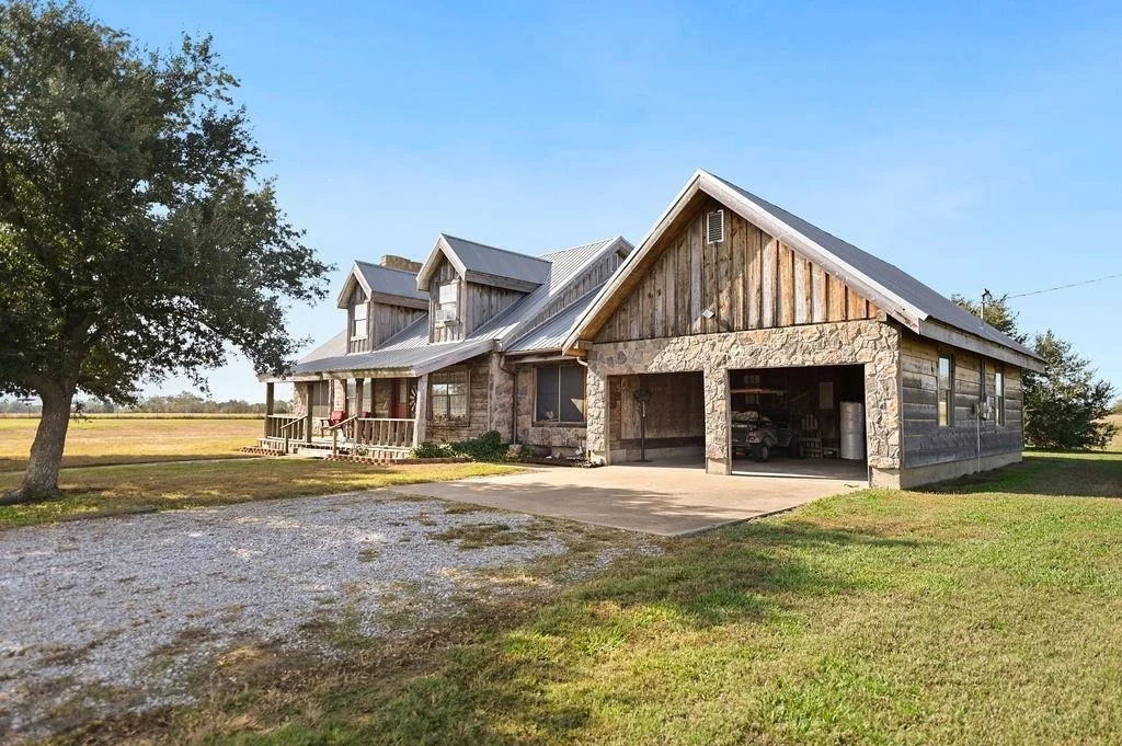 Photo of 411 Rs County Road 4525