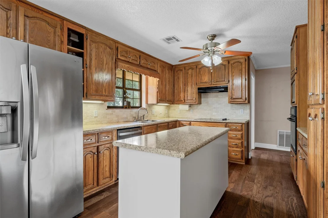 Photo of 4381 County Line Parkway