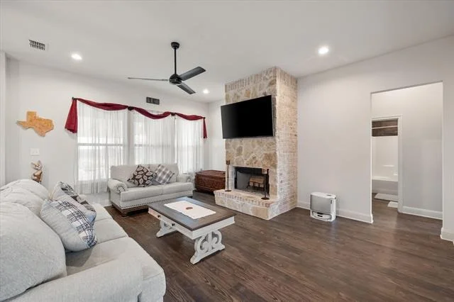 Photo of 170 Grays Creek Circle