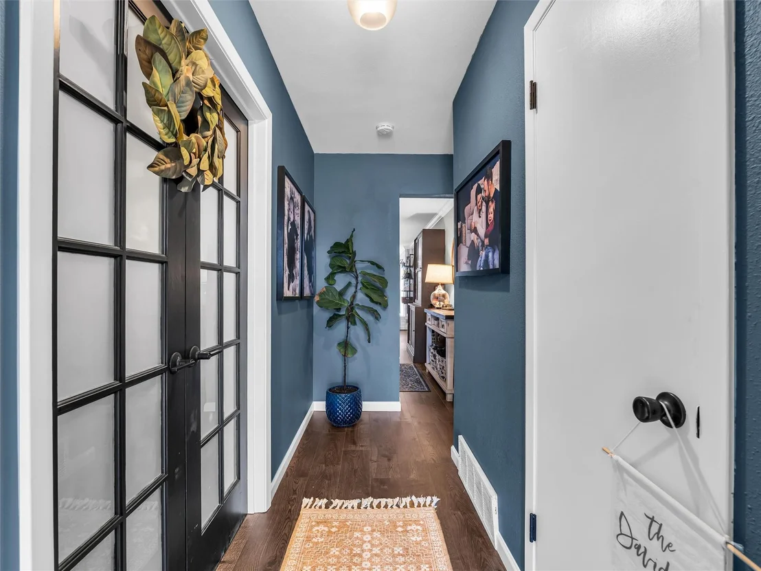 Photo of 1007 Melrose Drive
