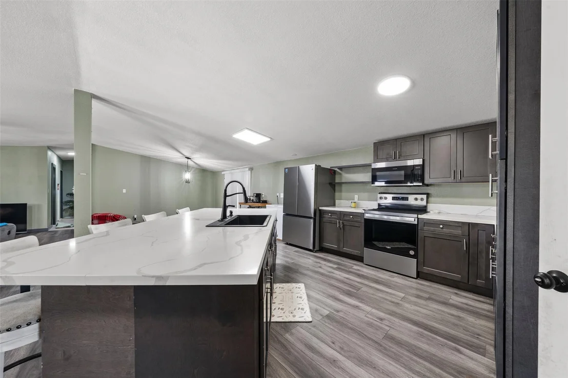 Photo of 6520 Golinda Drive