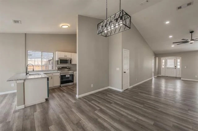 Photo of 1548 High Pointe Lane