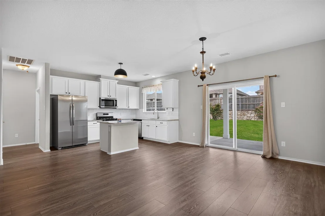 Photo of 2143 Mossbrook Drive