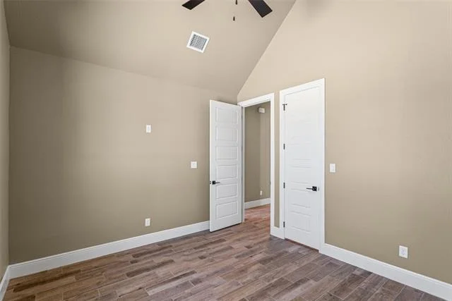 Photo of 1041 Mickelson Drive