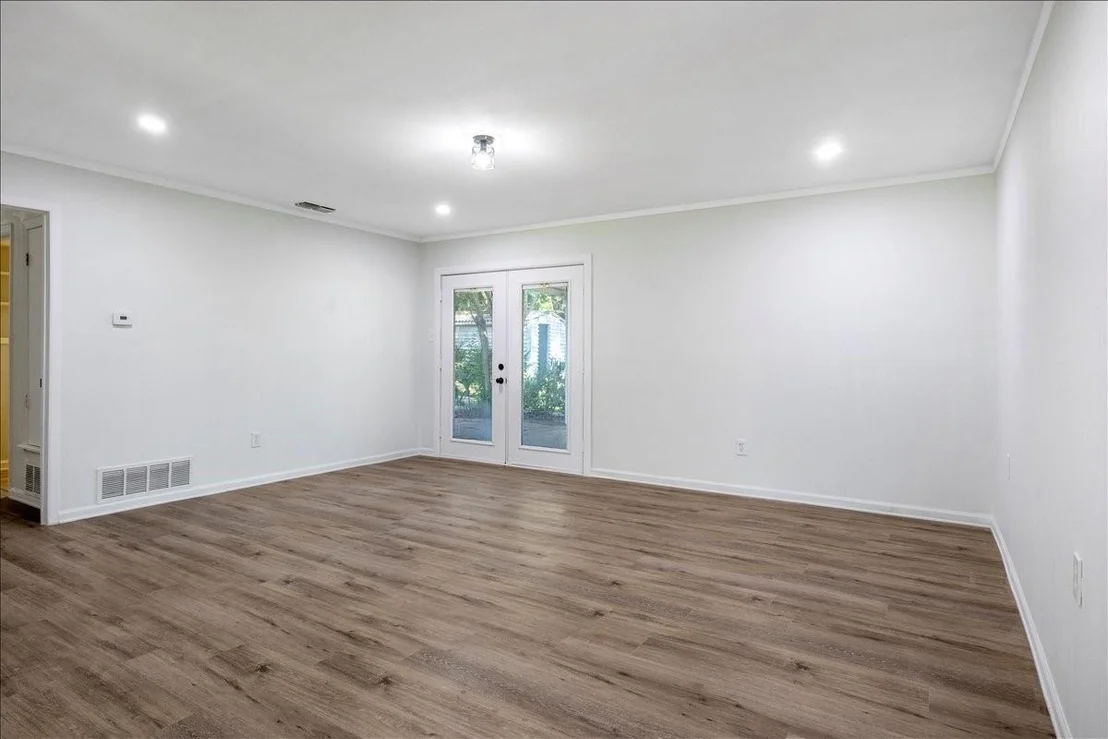 Photo of 303 Jane Lane