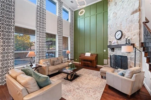 Photo of 2812 Waverley Drive