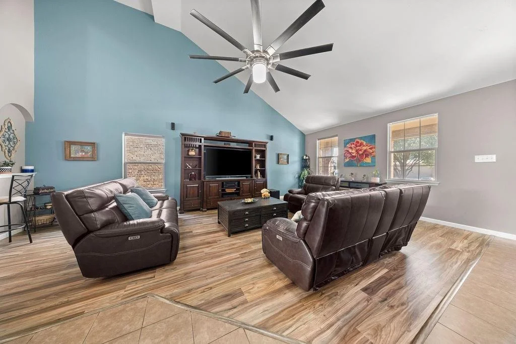 Photo of 2102 Meadow View Drive
