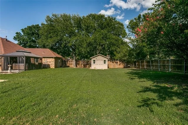 Photo of 2 Rolling Hills Circle
