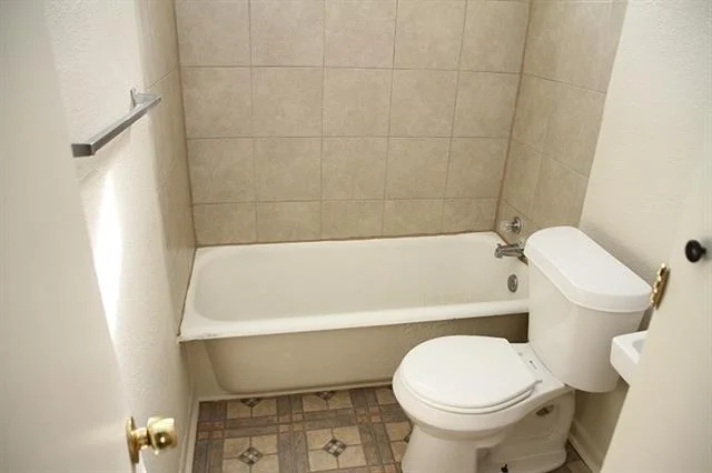 Photo of 415 Hallvale Drive