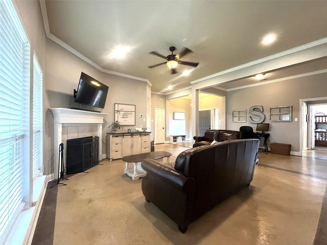 Photo of 106 Meadowlark Drive
