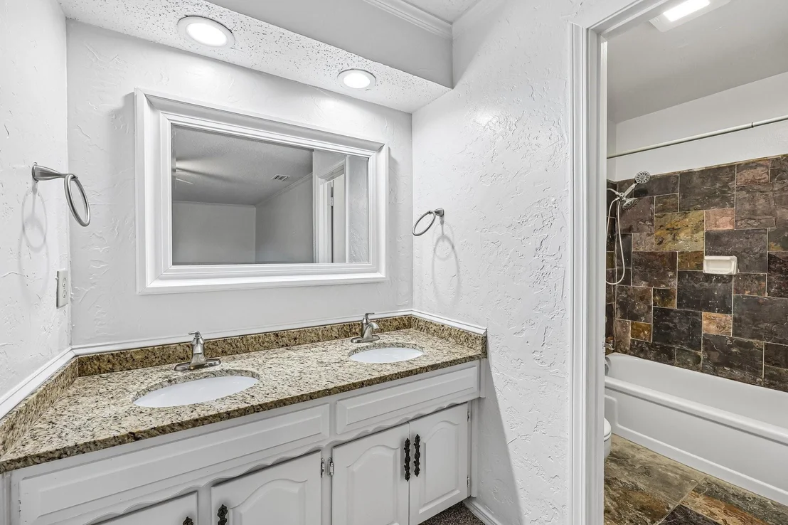 Photo of 4404 Cleveland Drive