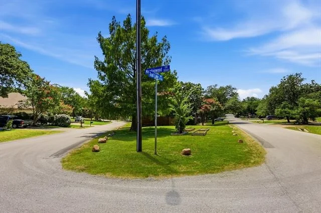 Photo of 5706 Trail Lake Drive