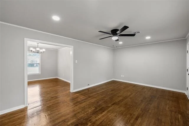 Photo of 3718 Kendall Lane