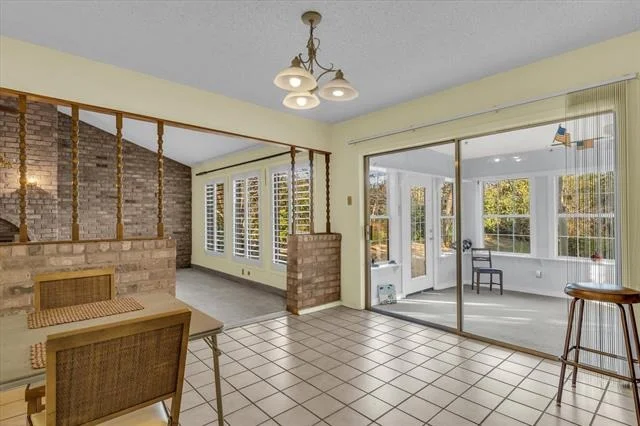 Photo of 805 Evelyn Drive