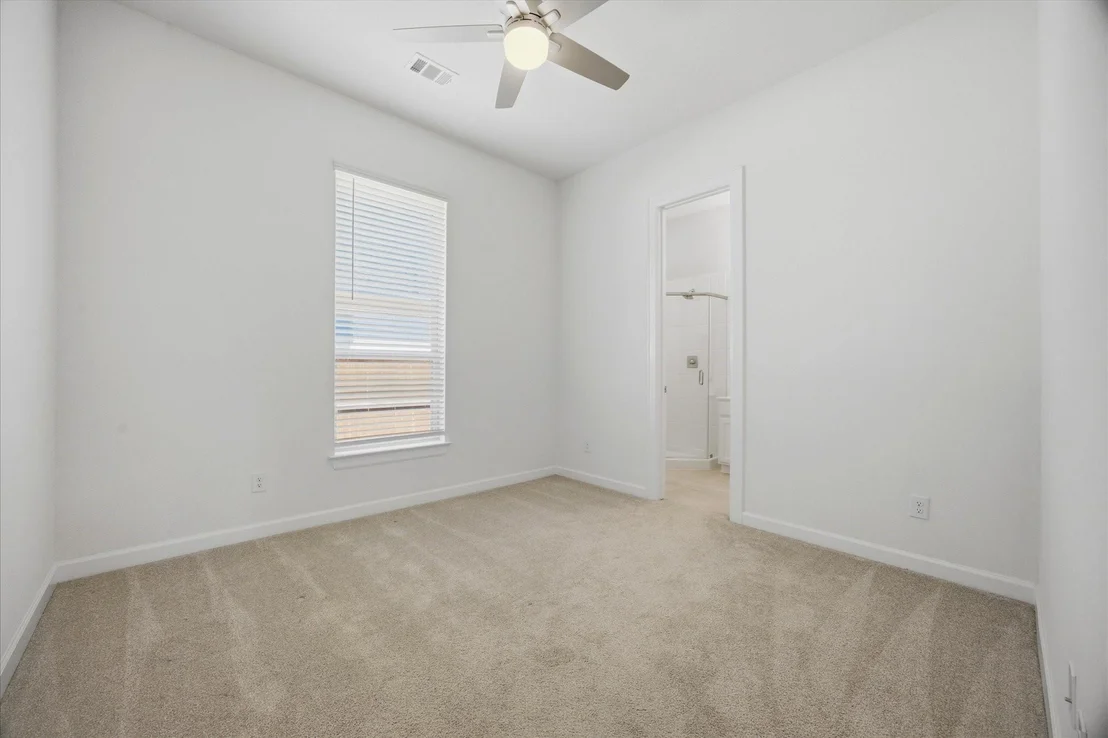 Photo of 1815 Navarre Way