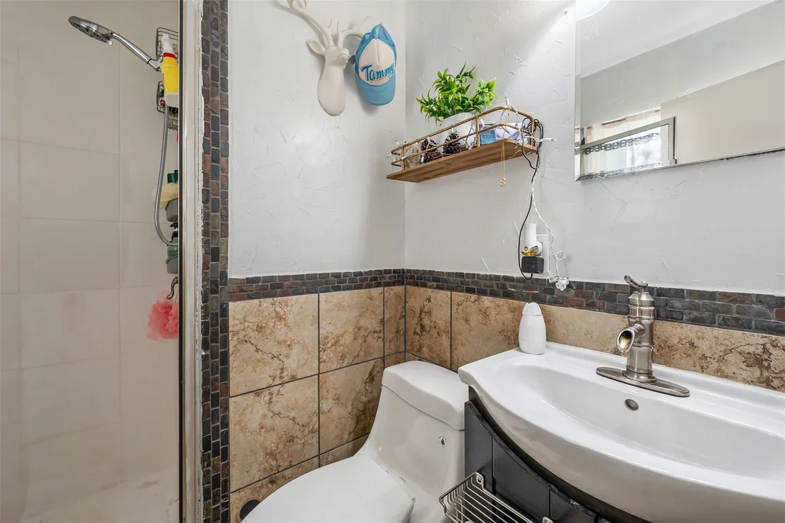 Photo of 3020 Meadowlark