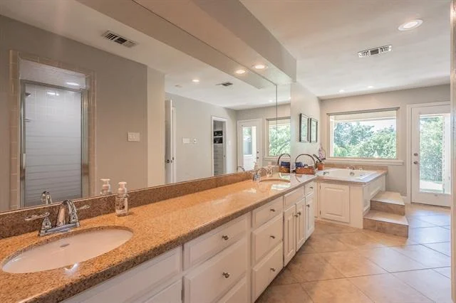 Photo of 1406 Riverview Drive