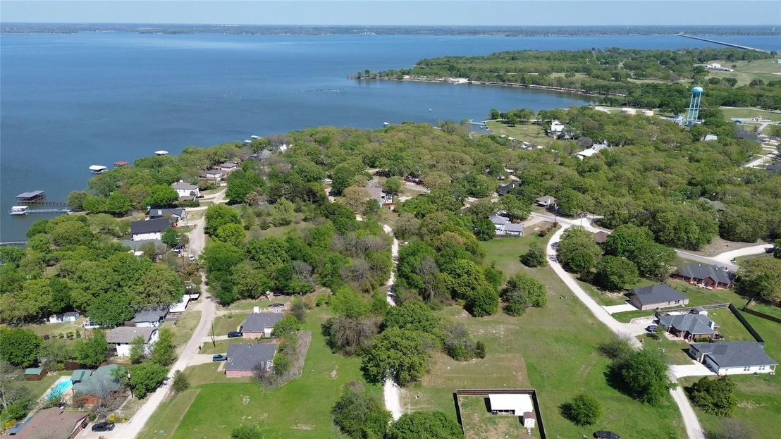 Photo of 721 Hillside Drive
