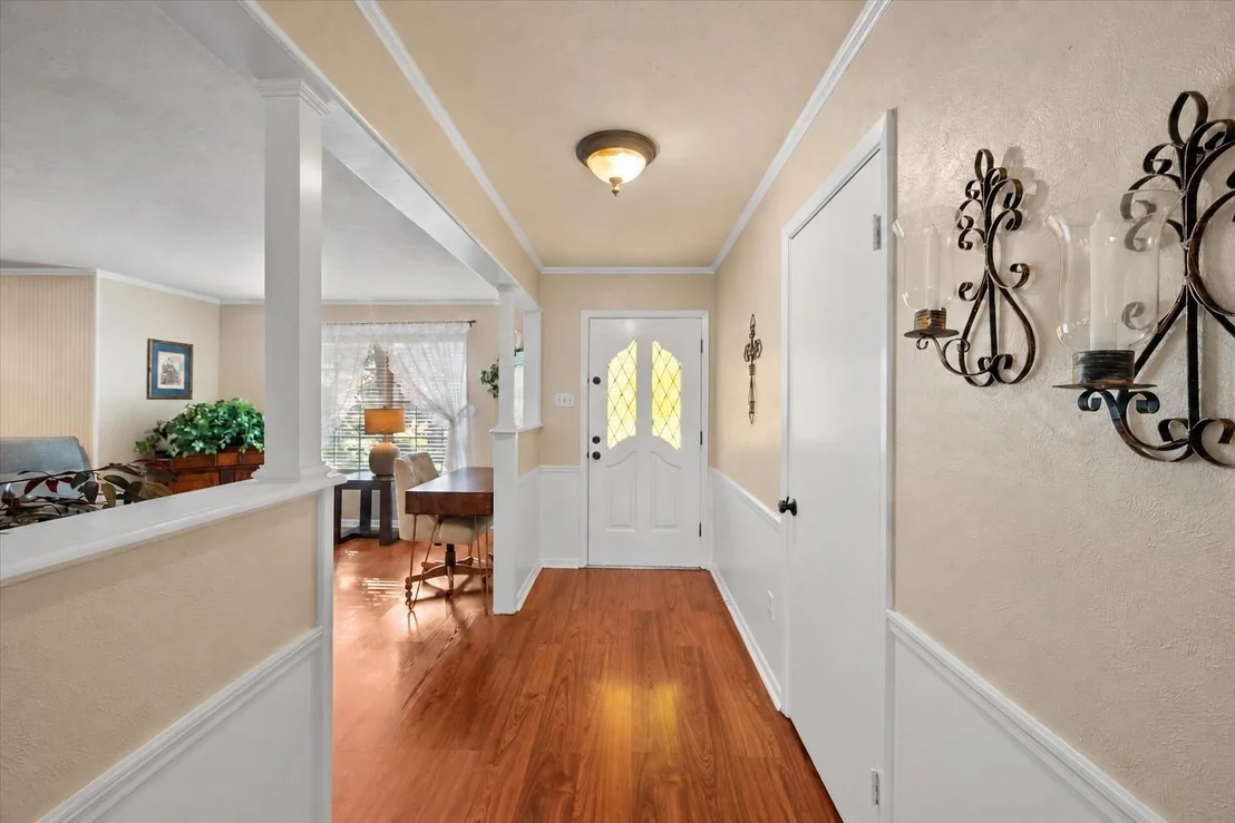 Photo of 929 Madison Square
