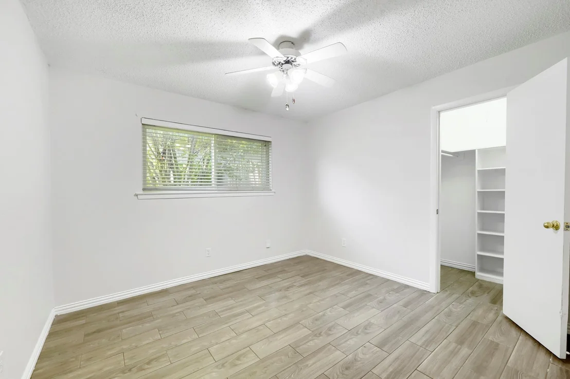 Photo of 917 Stratford Drive